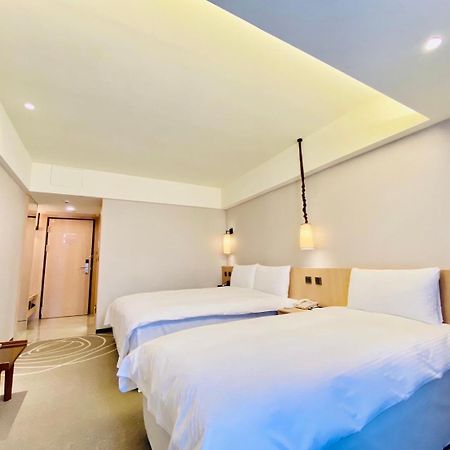 Inn By The Village Taitung Екстериор снимка