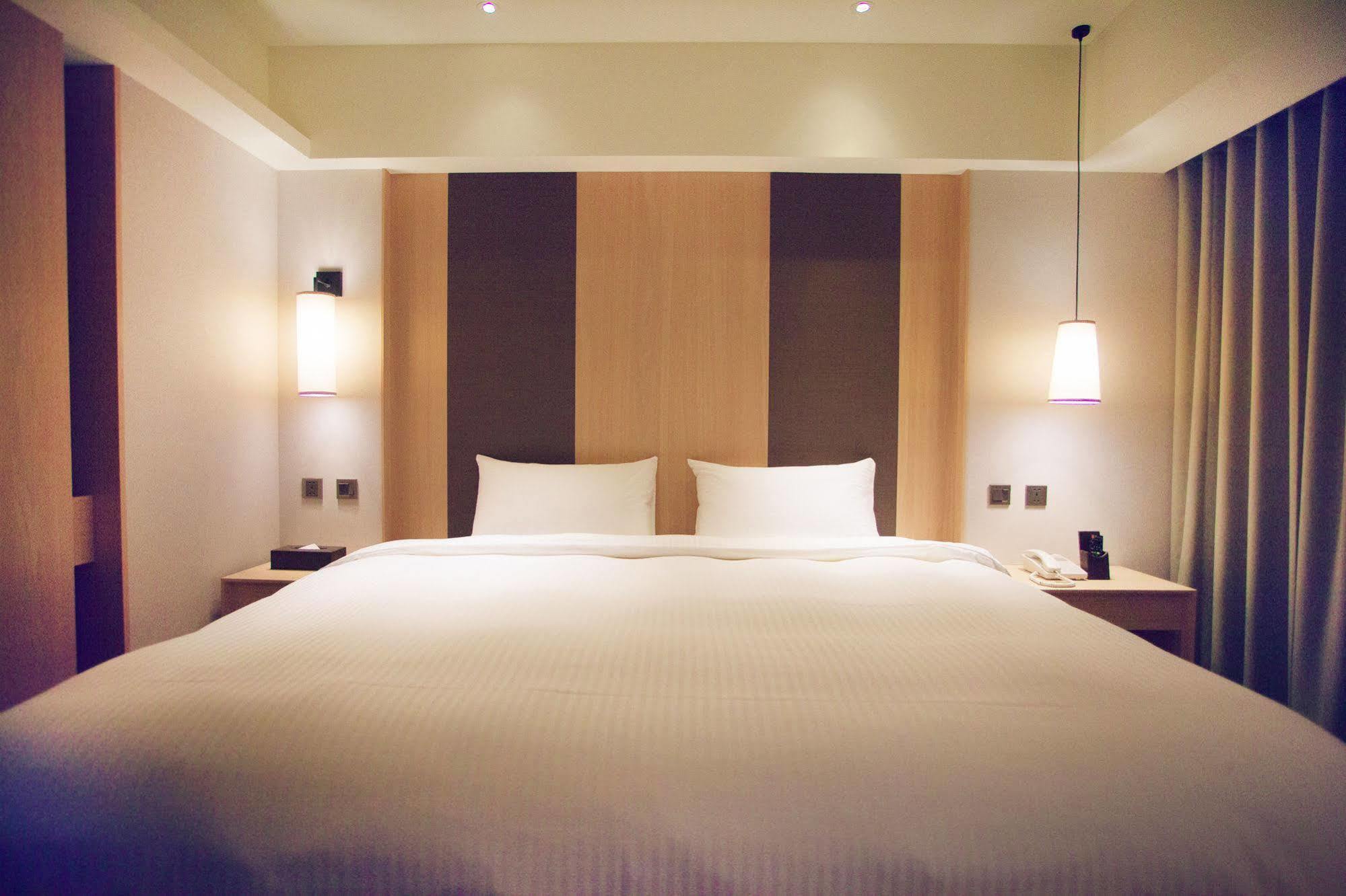 Inn By The Village Taitung Екстериор снимка