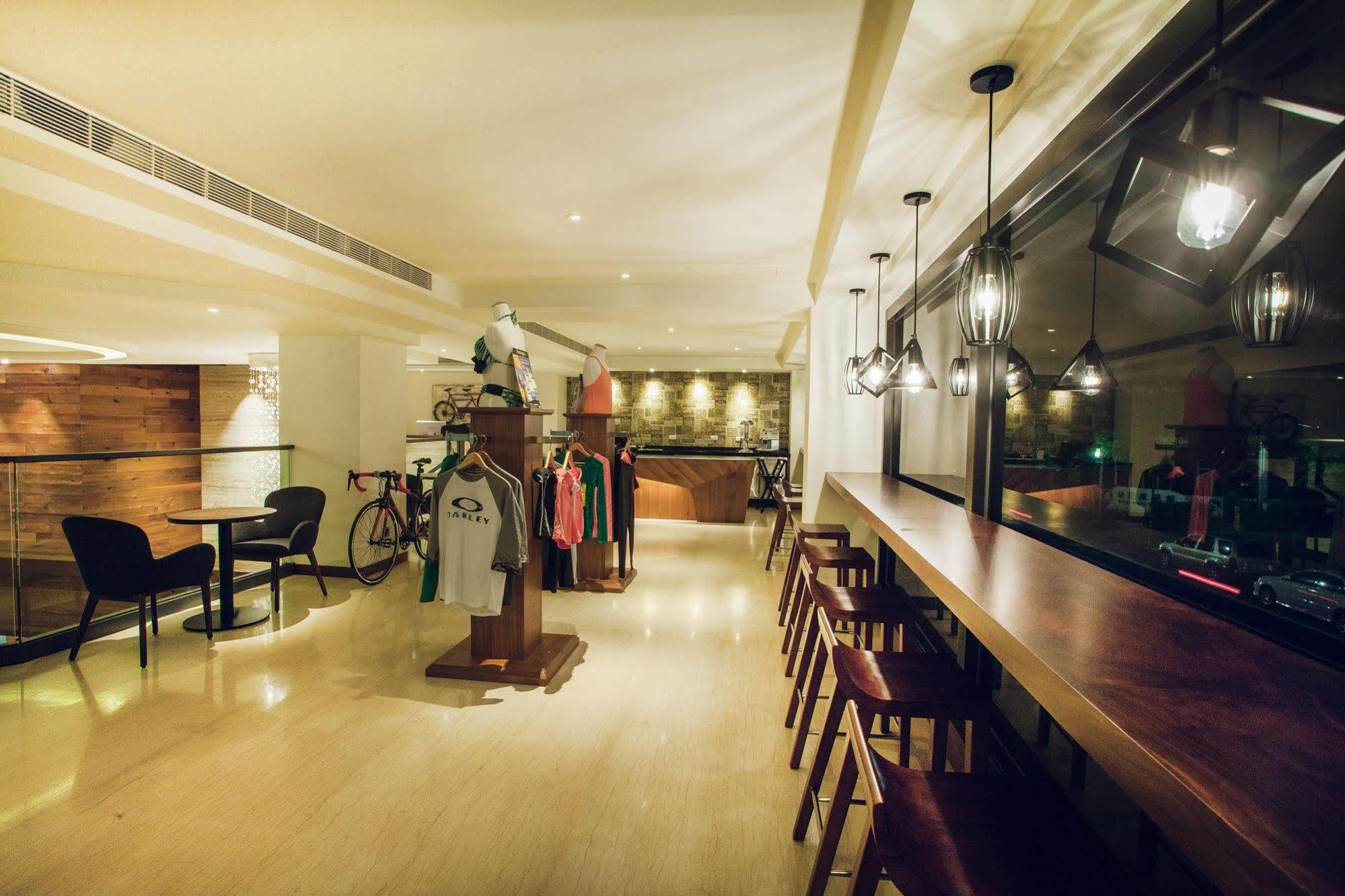 Inn By The Village Taitung Екстериор снимка